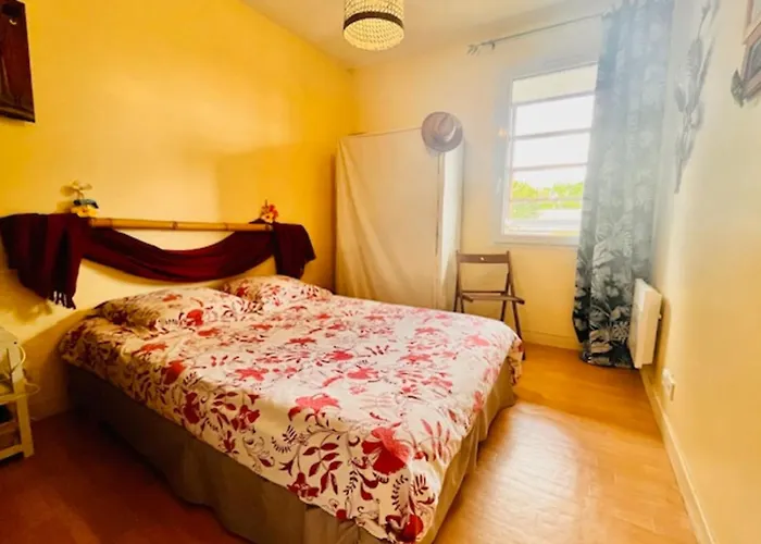Apartmán With Terrace And Pool La Rochelle (Charente-Maritime)